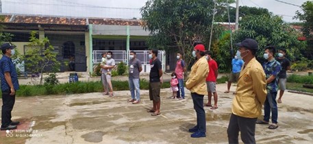 “Kepedulian Lingkungan Masyarakat Guna Mendapatkan Air Bersih”