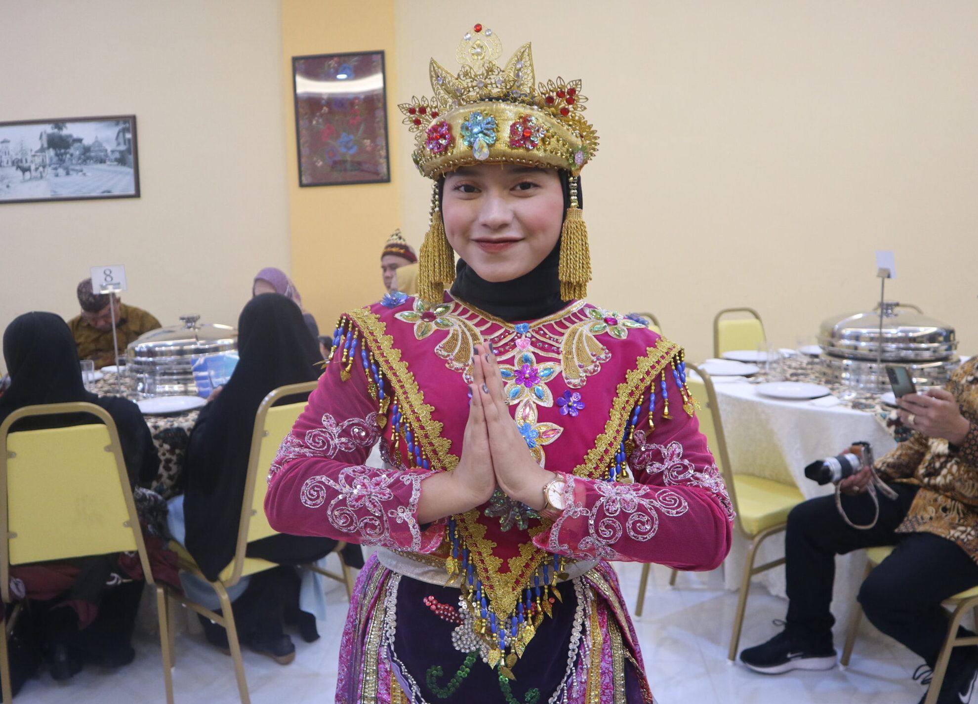 Mengagumkan! Empat Mahasiswi Universitas Borobudur Sukses Tampilkan Tarian Indonesia di Konferensi Internasional