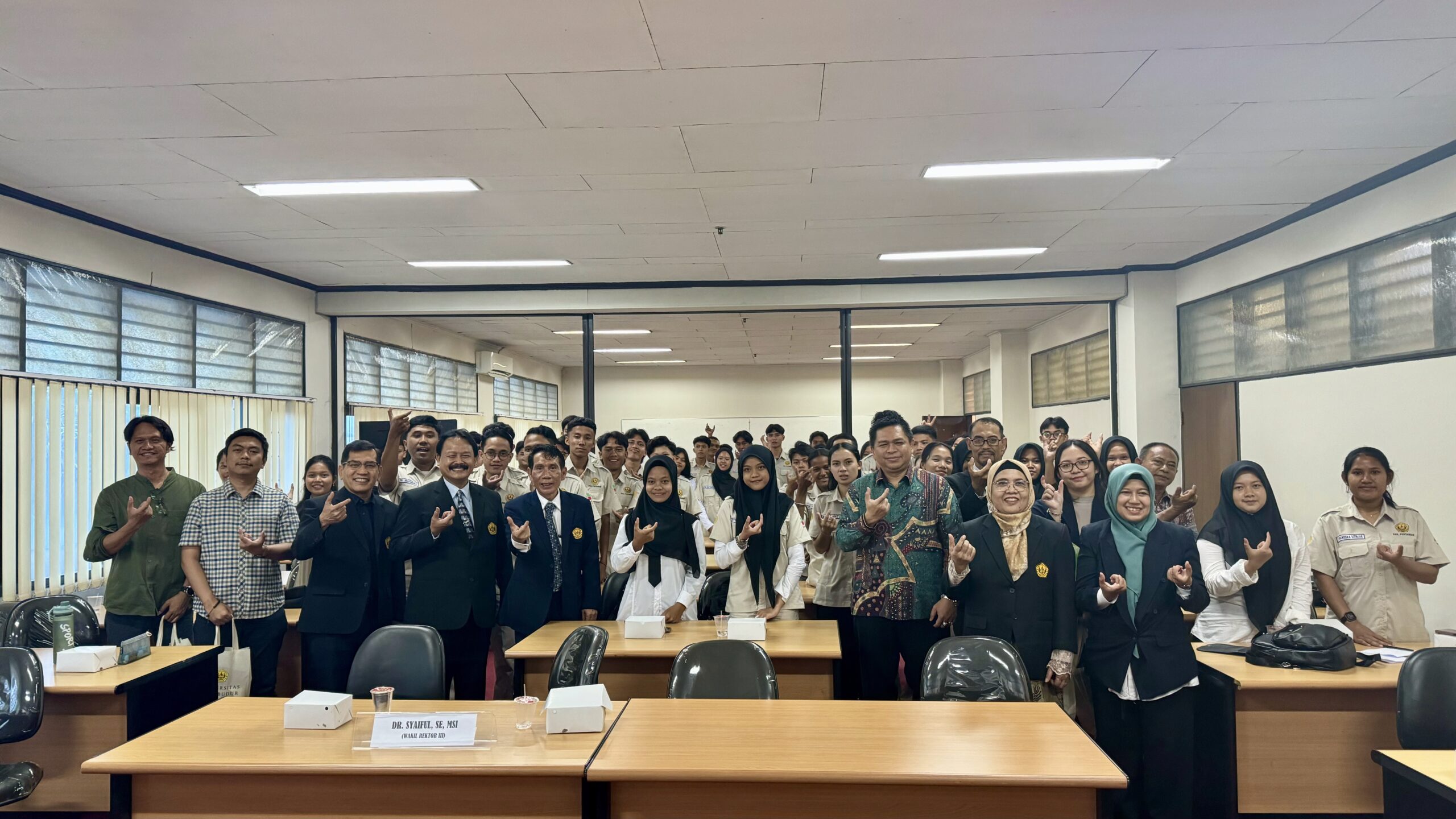 Penerimaan dan Kuliah Umum Mahasiswa Beasiswa Pengembangan SDM Perkebunan Kelapa Sawit Universitas Borobudur Tahun 2025