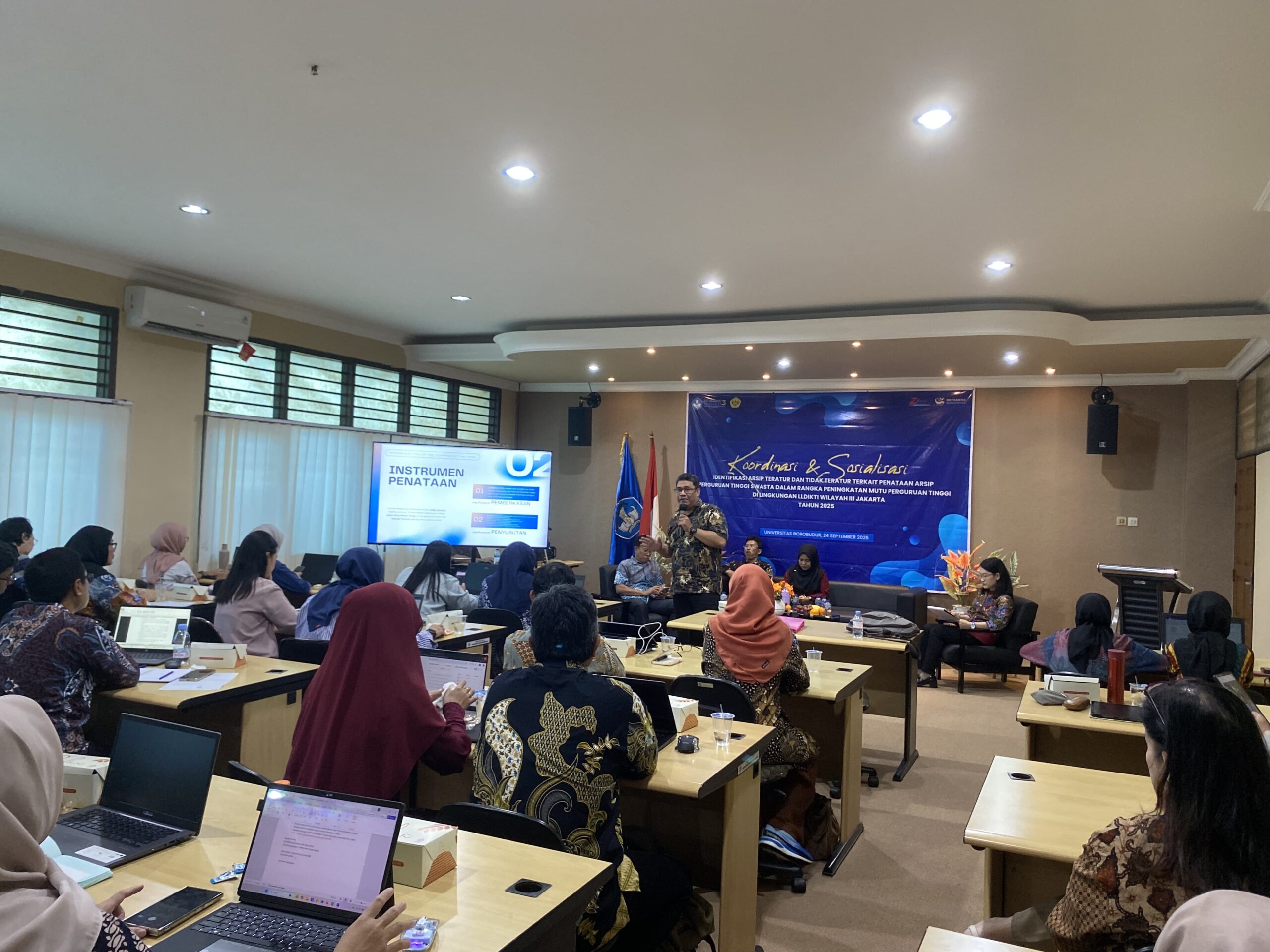 Universitas Borobudur Menjadi Tuan Rumah Kegiatan Koordinasi dan Sosialisasi Pengelolaan Arsip Perguruan Tinggi Swasta di Lingkungan LLDikti Wilayah III Tahun 2025