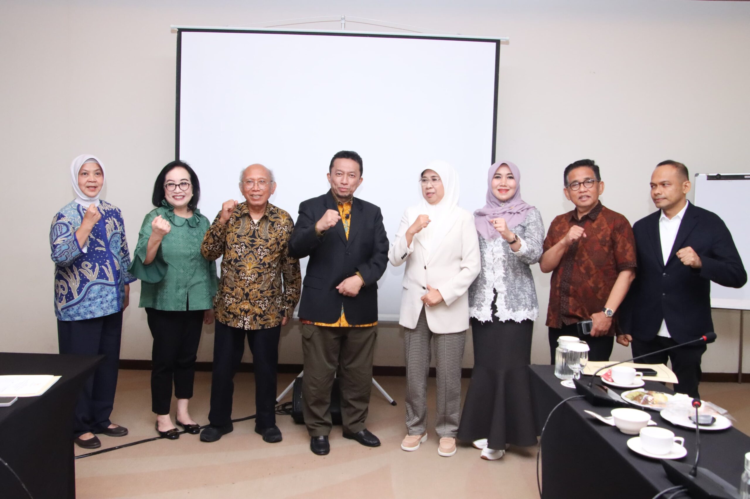 Ketua Program Studi Doktor Ilmu Ekonomi Universitas Borobudur Jadi Narasumber FGD MPR RI