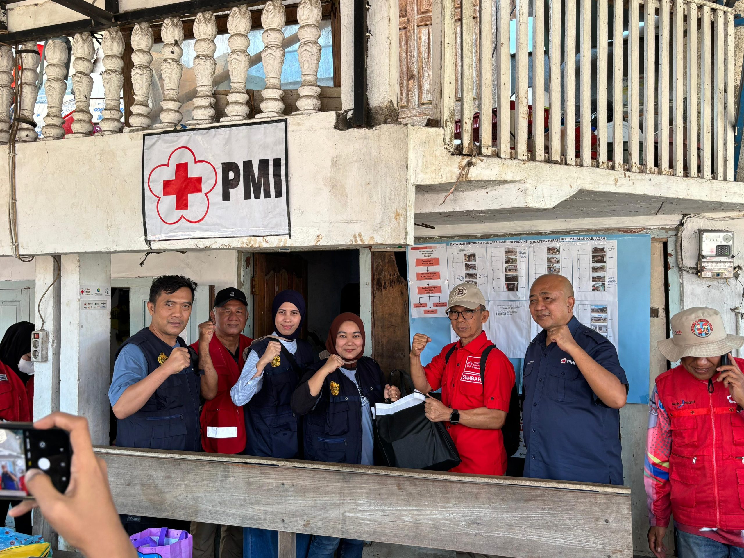 UNBOR Peduli Sumatera Barat: Tim Relawan Universitas Borobudur Mulai Tahap Awal Program Pemulihan Pascabencana